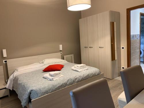 Postel nebo postele na pokoji v ubytování St Martin House