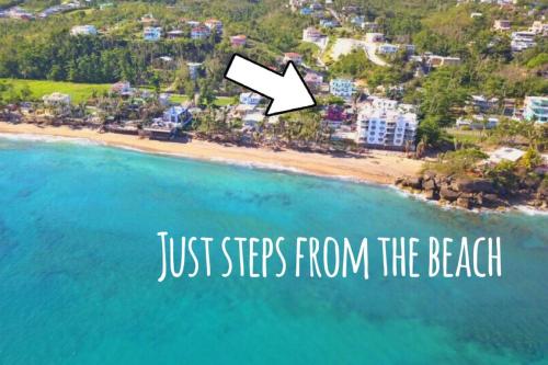 Galeriebild der Unterkunft Spacious Two-Bedroom Getaway with Balcony by the Beach in Centro Puntas