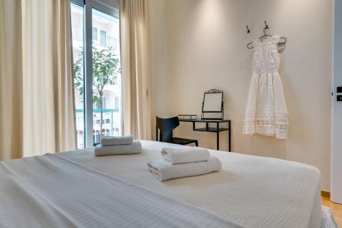 Athens Marbles-Classic suite