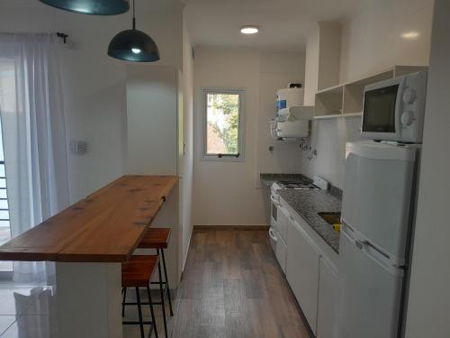 Η κουζίνα ή μικρή κουζίνα στο Aparts Lio Nell