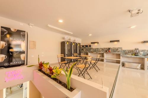 Kuchyň nebo kuchyňský kout v ubytování Hostel Dorado Plaza Getsemaní