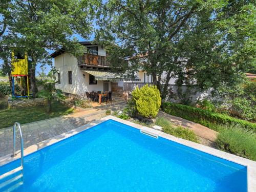 Holiday Home Ajla by Interhome