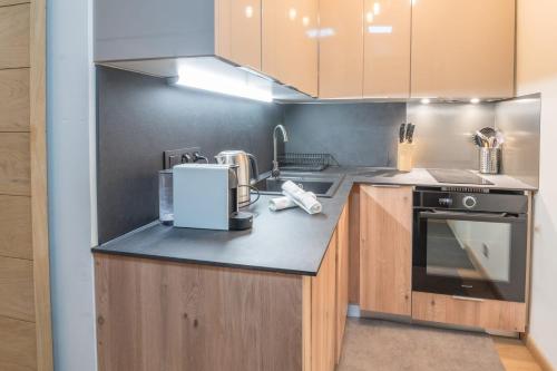 Dapur atau dapur kecil di Studio Capucines - Welkeys