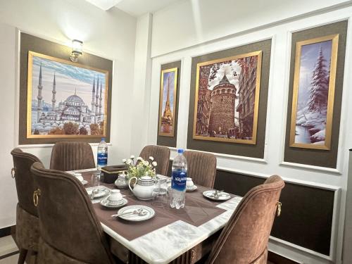 Khu vực ghế ngồi tại DHA Karachi Condo Apartment