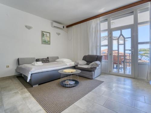 Apartment Lilly 1 by Interhome