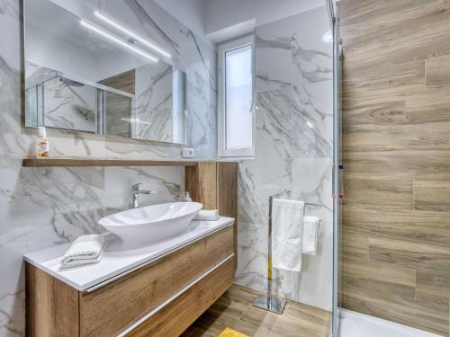 Apartment Lilly 1 by Interhome