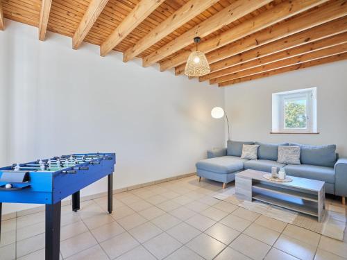 Χώρος καθιστικού στο Holiday Home Le Launay by Interhome