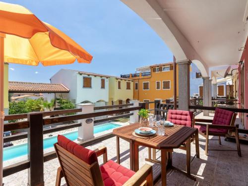 Bazén v ubytování Apartment Luce del Mare by Interhome nebo v jeho okolí