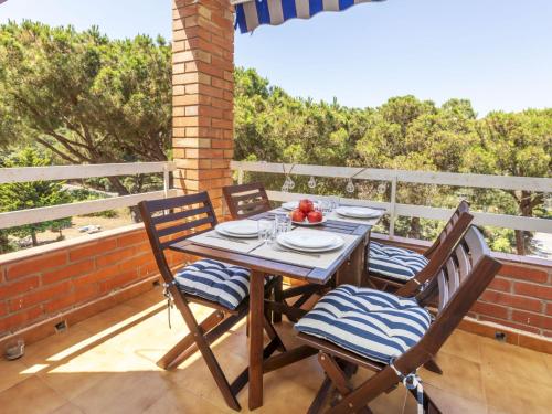 Apartment Buganvilla by Interhome