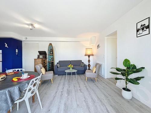 Apartment Les Roches by Interhome