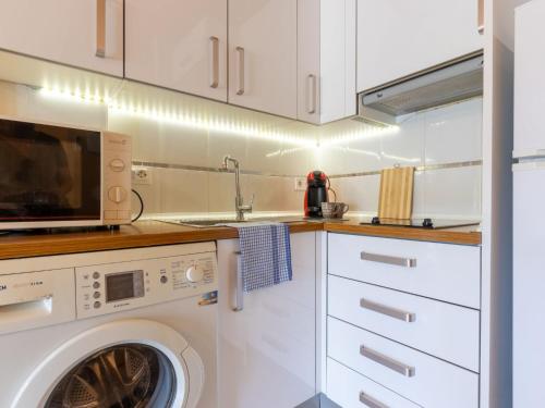 Apartment California 2 by Interhome