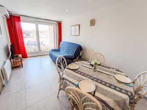 Apartment Le Vieux Port-2 by Interhome