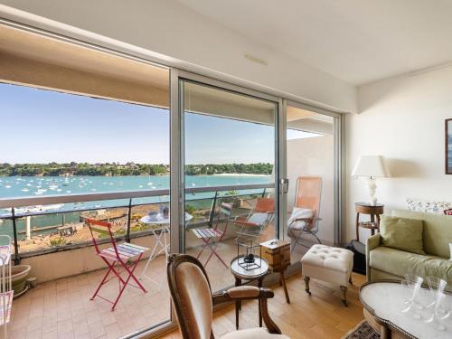 Apartment Le Petit Kap by Interhome