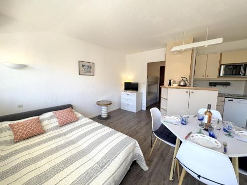 Apartment Jetée des Marins-8 by Interhome