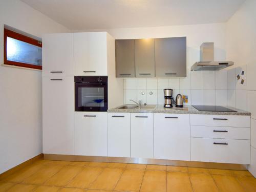 Apartment Domenica by Interhome