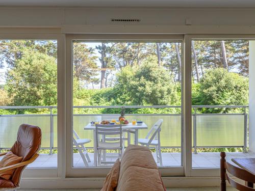 Apartment Men Er Bellec-4 by Interhome