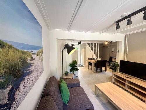 Et tv og/eller underholdning på Apartment Boszicht 6 by Interhome