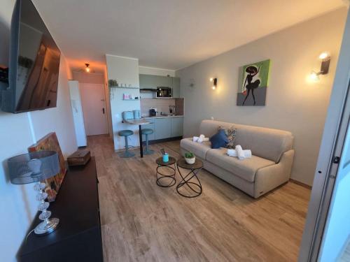 Apartment Les Sablons-3 by Interhome