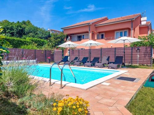 Apartment Adrian-2 by Interhome