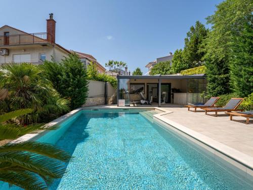 Apartment Dita-3 by Interhome