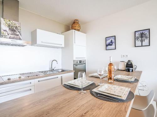 Apartment Cannes Parc-2 by Interhome