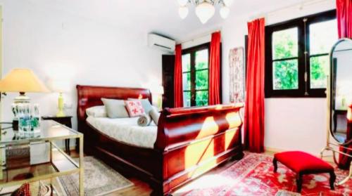 Santa Cruz Luxury Apartment