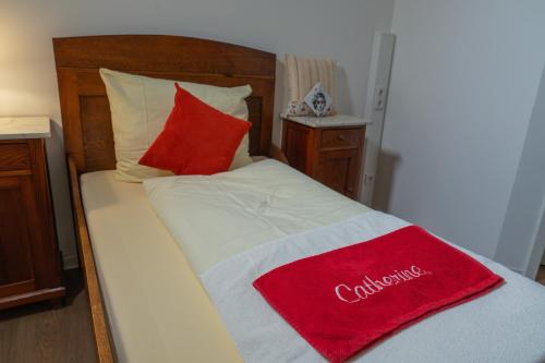Ένα ή περισσότερα κρεβάτια σε δωμάτιο στο Catherine House