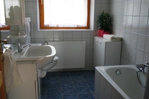 Koupelna v ubytování Graglerhof
