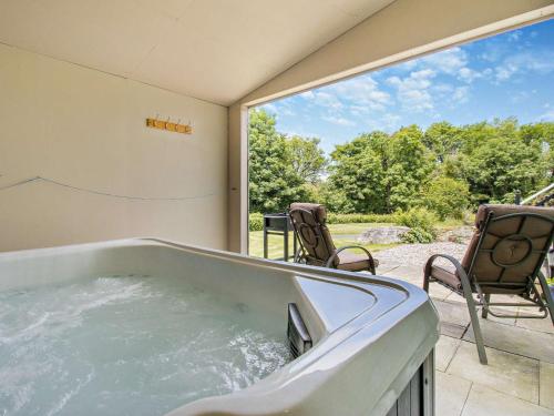 Gambar di galeri bagi 1 Bed in Garth BN020 di Garth