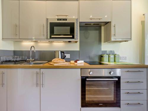 Dapur atau dapur kecil di 1 Bed in Garth BN020