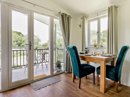 Balkoni atau teres di 1 Bed in Garth BN020