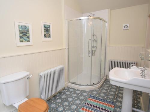 Koupelna v ubytování 1 Bed in Beaminster 50885