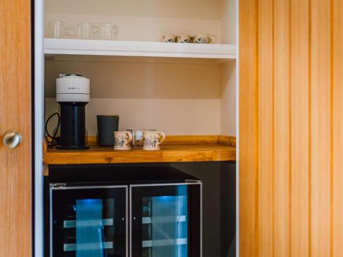 Η κουζίνα ή μικρή κουζίνα στο 3 Bed in Montgomery 88641