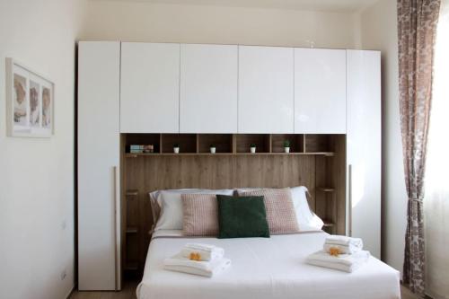 15min to Downtown, Welcoming Apt near tram T1
