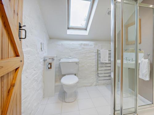 Ένα μπάνιο στο 3 Bed in Bude WVFCO