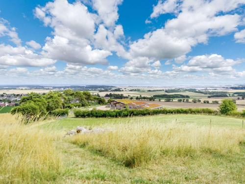 a view of a field with tall grass at 3 Bed in St Andrews 88420 in Balmullo