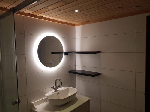 Et badeværelse på Cabin outside of Tromsø