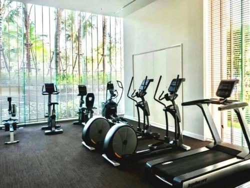 Pusat kecergasan dan/atau kemudahan kecergasan di Unixx Sea view Holiday Hotel