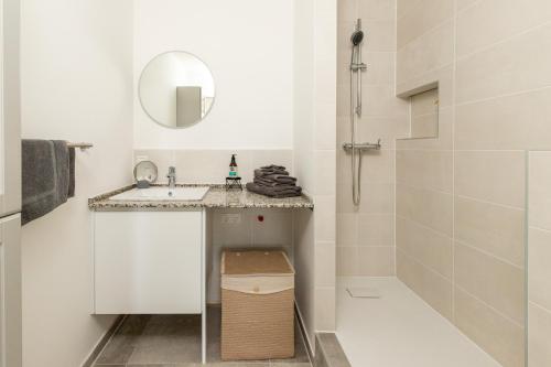 Modern 1BR Vienna Getaway near tram