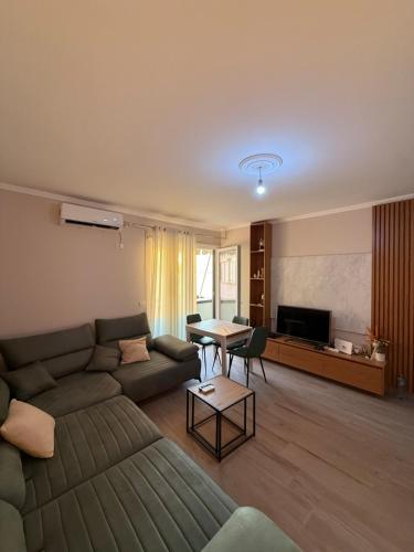 2G Shengjin Apartment