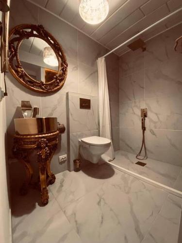 Kúpeľňa v ubytovaní Apartment Host 2