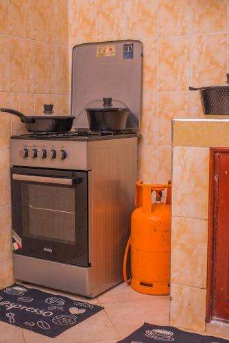 Gallery image of Bay Loft 2 Bedrooms with 3 beds n sofa bed Starlink Netflix in Homa Bay