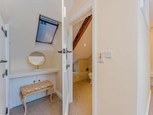 Ένα ή περισσότερα κρεβάτια σε δωμάτιο στο 5 Bed in Aberystwyth 58889