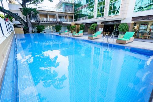 Bazén v ubytování Cebu City Center Suite- Scenic view with Balcony nebo v jeho okolí