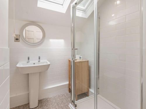 Ένα μπάνιο στο 3 Bed in Borrowdale SZ061