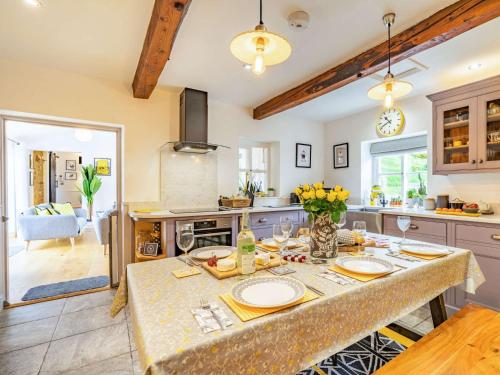 Dapur atau dapur kecil di 3 Bed in Masham G0149