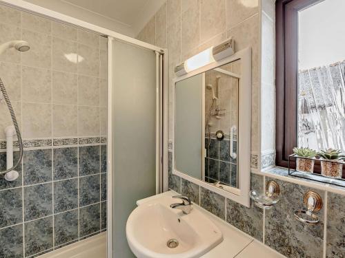 Bilik mandi di 6 Bed in Clovelly 1.5mls S 91361