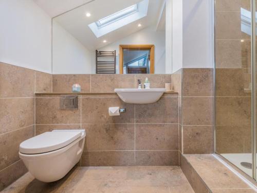 Ένα μπάνιο στο 3 Bed in Windermere SZ485