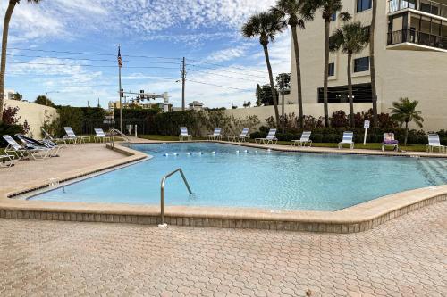 Ocean Sands 1105の敷地内または近くにあるプール