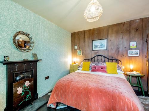 Ένα ή περισσότερα κρεβάτια σε δωμάτιο στο 4 Bed in Abersoch 91656